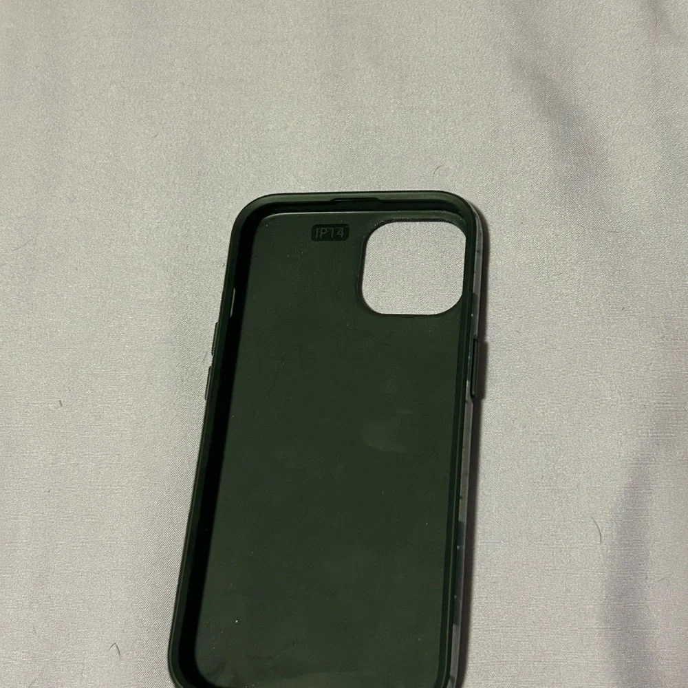 Aztec iPhone 14 case - Picture 2 of 3